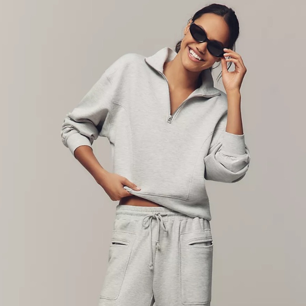 Half-Zip Sweatshirt
Daily Practice 
NWOT
Colour: Light Grey Heather